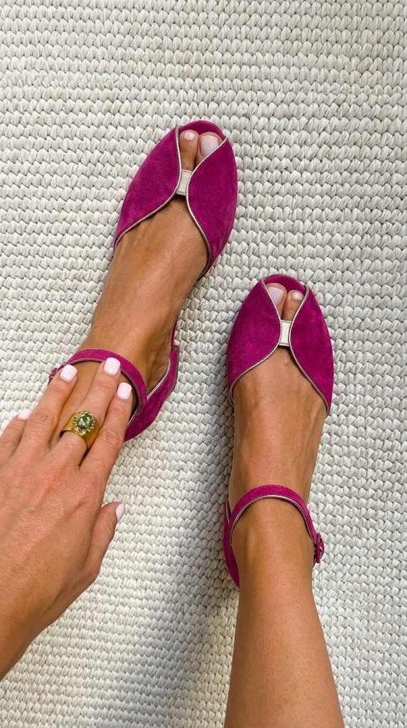 Olivia Komfortsandalen | Wildleder mit metallischem Rand