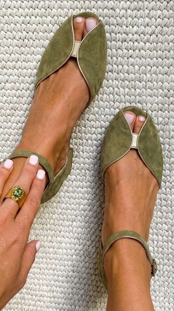 Olivia Komfortsandalen | Wildleder mit metallischem Rand