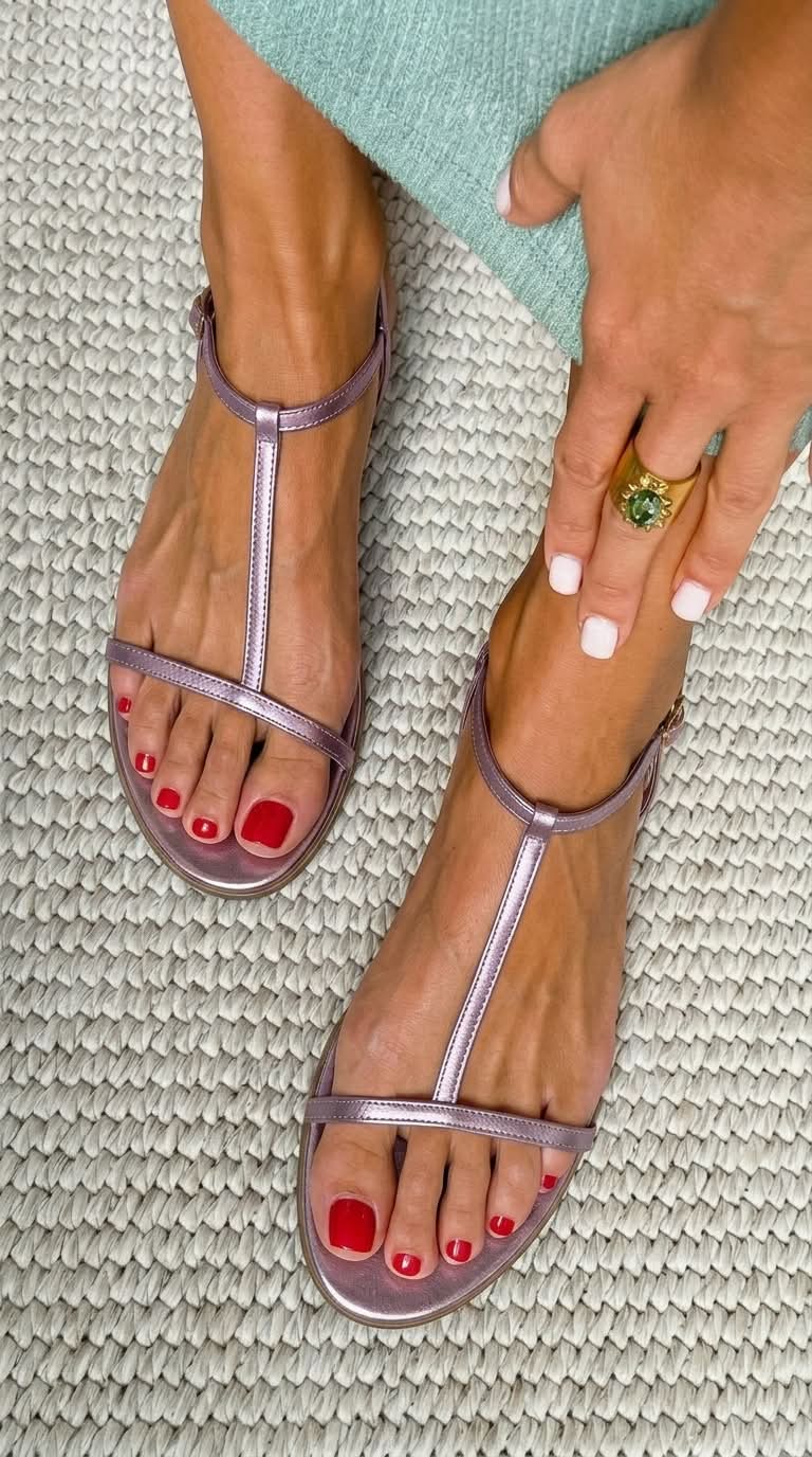 Rosalia Sandalen | Goldene Details, Verstellbare Träger