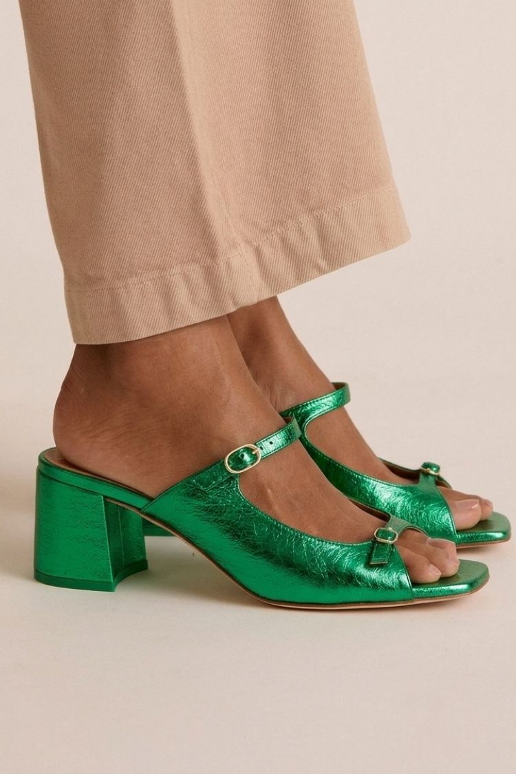 Vela Komfort-Absatzsandalen | Klobiger Absatz, Goldene Details