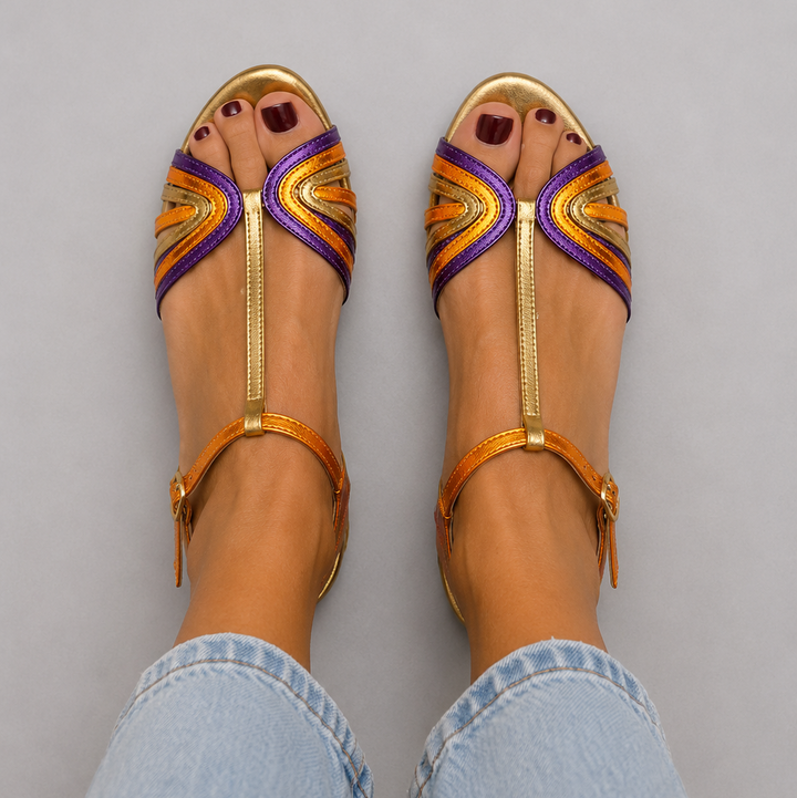 Vela T-Steg-Sandalen | Mediterrane Farben, Leicht und Atmungsaktiv